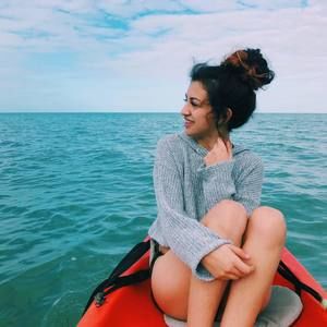 Meet your Posher, Lorena